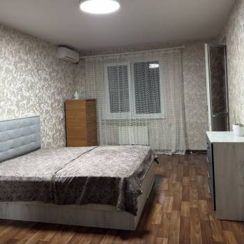 Сдается 1-комнатная квартира, 41 м²