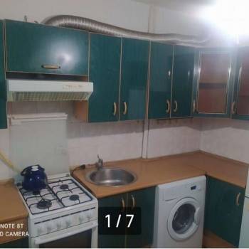 Продается 1-комнатная квартира, 32 м²