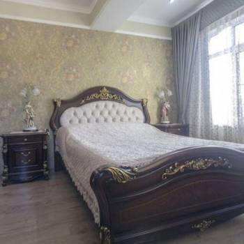 Продается 3-х комнатная квартира, 98 м²