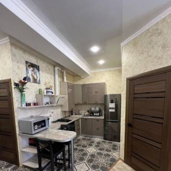 Сдается 1-комнатная квартира, 50 м²