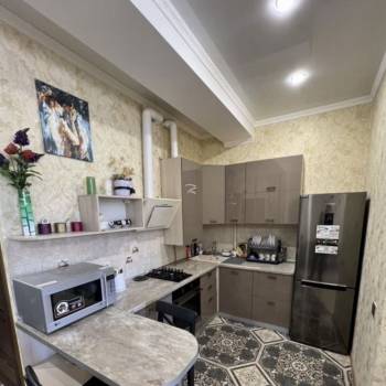 Сдается 1-комнатная квартира, 50 м²