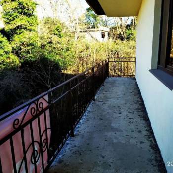 Продается 1-комнатная квартира, 83 м²