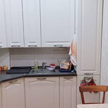 Продается 1-комнатная квартира, 54 м²