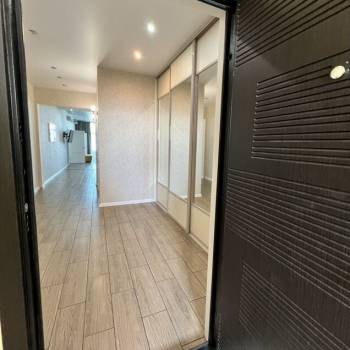 Сдается Многокомнатная квартира, 106 м²