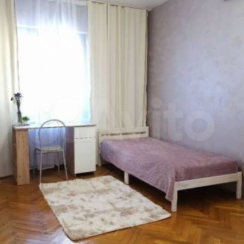 Сдается Многокомнатная квартира, 90 м²