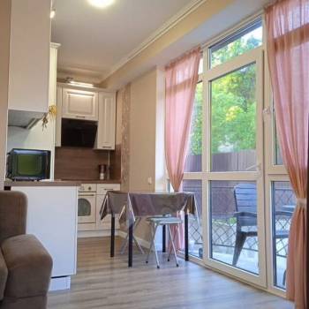 Сдается 1-комнатная квартира, 42 м²