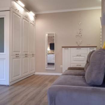 Сдается 1-комнатная квартира, 42 м²