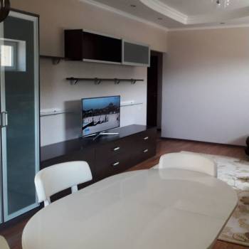 Сдается Многокомнатная квартира, 53 м²