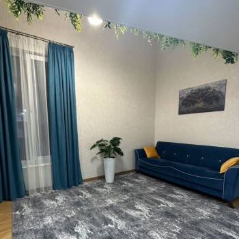 Продается 1-комнатная квартира, 50 м²