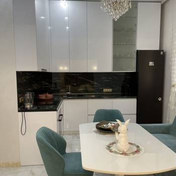 Сдается 1-комнатная квартира, 43 м²