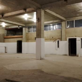 Сдается Нежилое помещение, 300 м²