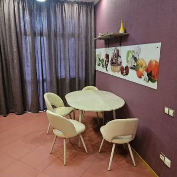 Сдается 1-комнатная квартира, 62 м²