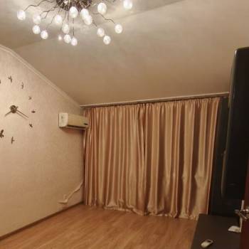 Продается 1-комнатная квартира, 28,4 м²