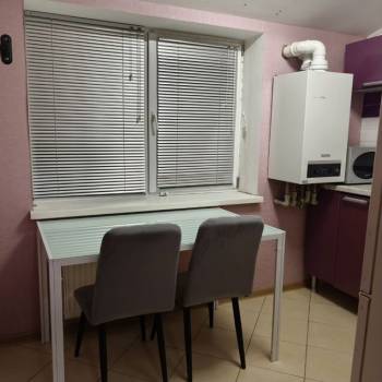 Продается 1-комнатная квартира, 28,4 м²