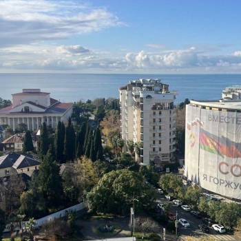 Продается 3-х комнатная квартира, 132 м²