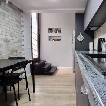 Продается 2-х комнатная квартира, 119 м²