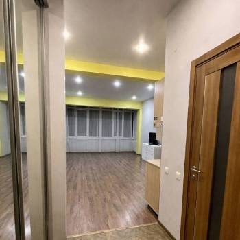 Продается 1-комнатная квартира, 36 м²