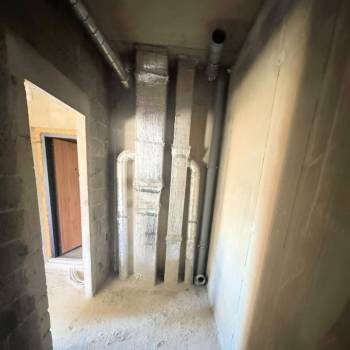 Продается 1-комнатная квартира, 64,3 м²