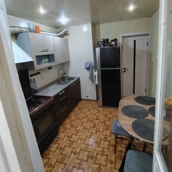 Продается 1-комнатная квартира, 47 м²