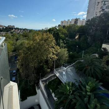 Продается 1-комнатная квартира, 38 м²