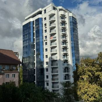 Продается 1-комнатная квартира, 38 м²