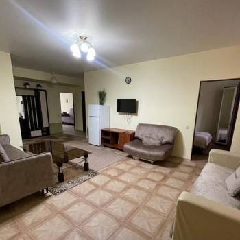 Сдается Многокомнатная квартира, 80 м²