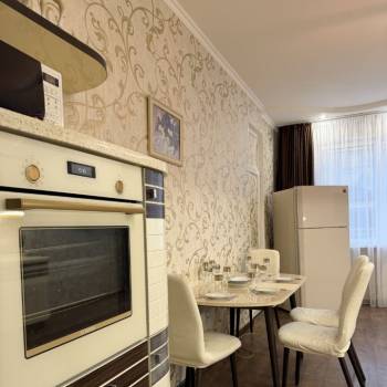 Сдается Многокомнатная квартира, 97,6 м²