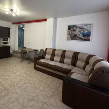 Сдается 1-комнатная квартира, 60 м²