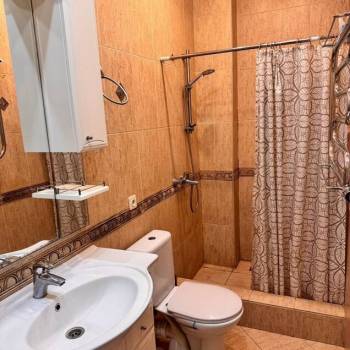 Сдается 1-комнатная квартира, 50 м²