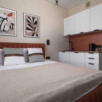 Продается 1-комнатная квартира, 18 м²