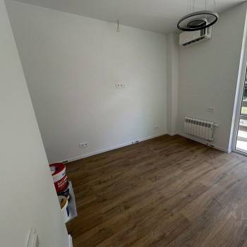 Продается 1-комнатная квартира, 36 м²