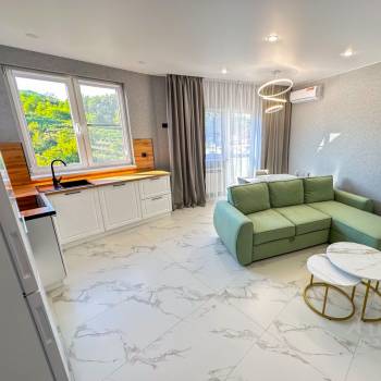 Сдается 1-комнатная квартира, 46 м²