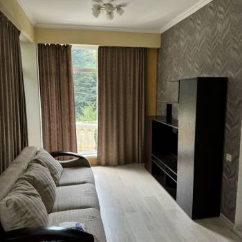 Сдается 1-комнатная квартира, 42 м²