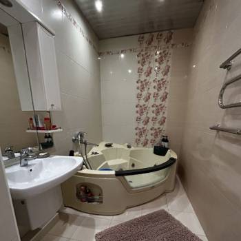 Продается 3-х комнатная квартира, 100 м²