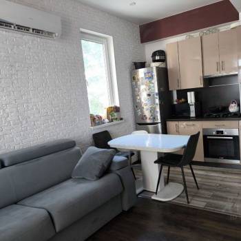 Продается 1-комнатная квартира, 37,1 м²