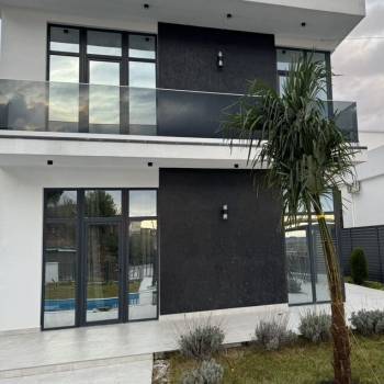 Продается Дом, 140 м²