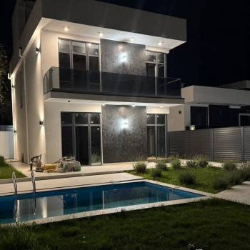 Продается Дом, 140 м²