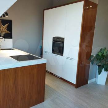 Продается 2-х комнатная квартира, 69,7 м²