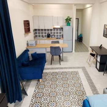 Продается 1-комнатная квартира, 37 м²