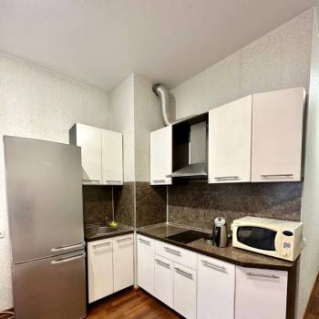 Сдается 1-комнатная квартира, 38 м²