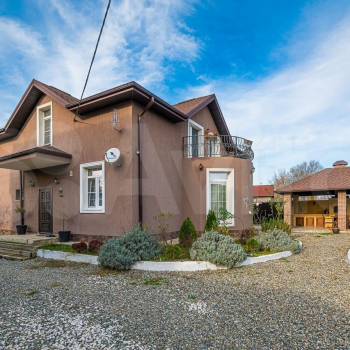 Продается Дом, 250 м²