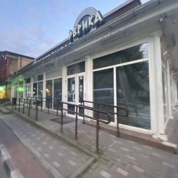 Сдается Нежилое помещение, 140 м²