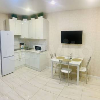 Продается 1-комнатная квартира, 32 м²