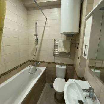 Сдается 1-комнатная квартира, 40 м²