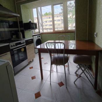 Сдается 2-х комнатная квартира, 42 м²