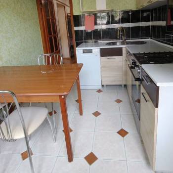 Сдается 2-х комнатная квартира, 42 м²