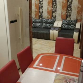 Сдается Многокомнатная квартира, 60 м²