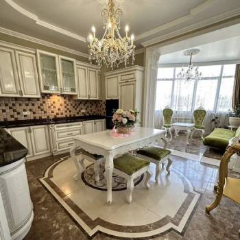 Сдается Многокомнатная квартира, 109 м²