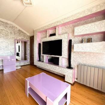 Сдается Многокомнатная квартира, 100 м²