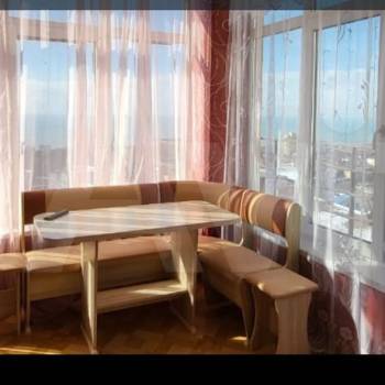 Сдается 2-х комнатная квартира, 76 м²